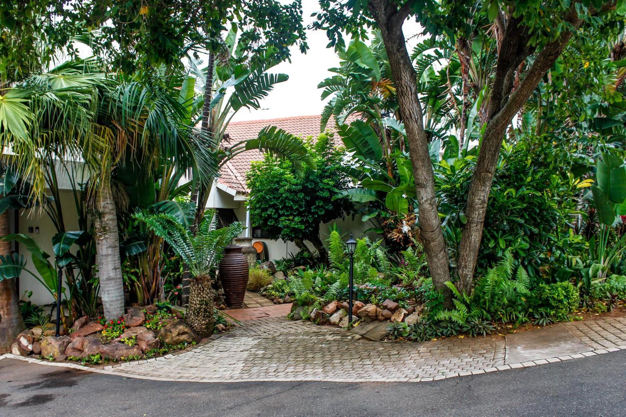 La Dolce Vita Umhlanga Guesthouse Durban Exterior photo